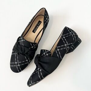 Isaac Mizrahi black plaid bow loafer Preppy Size 7.5 Flats Quiet luxury Academia